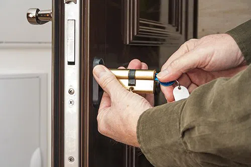 Trotwood OH Locksmiths Store Trotwood, OH 937-661-3495 - emergency-unlock